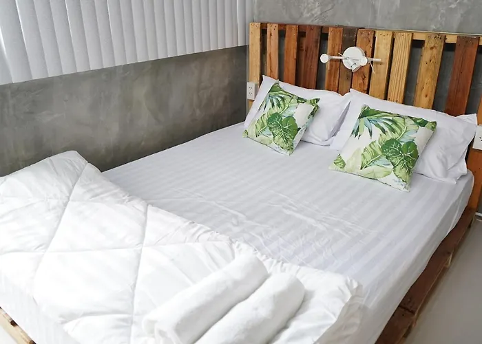 Coziness Is Near The - Budget Friendly ! Bangkok