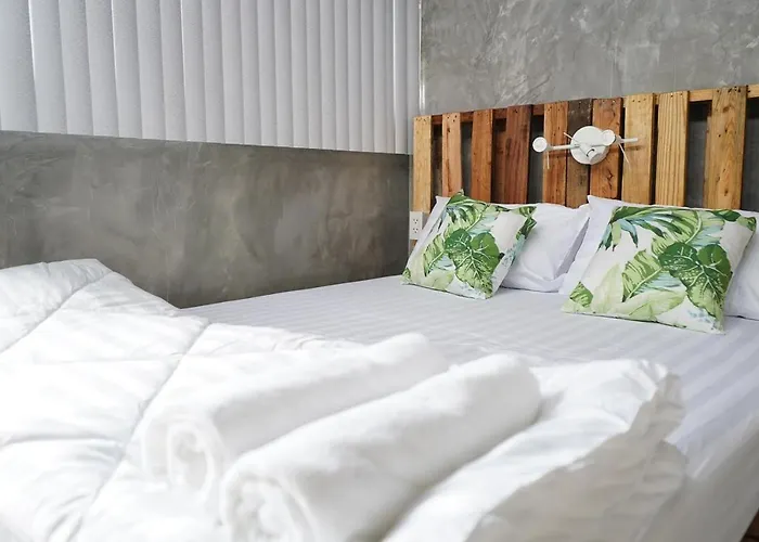 Guest house Coziness Is Near The - Budget Friendly ! 3*